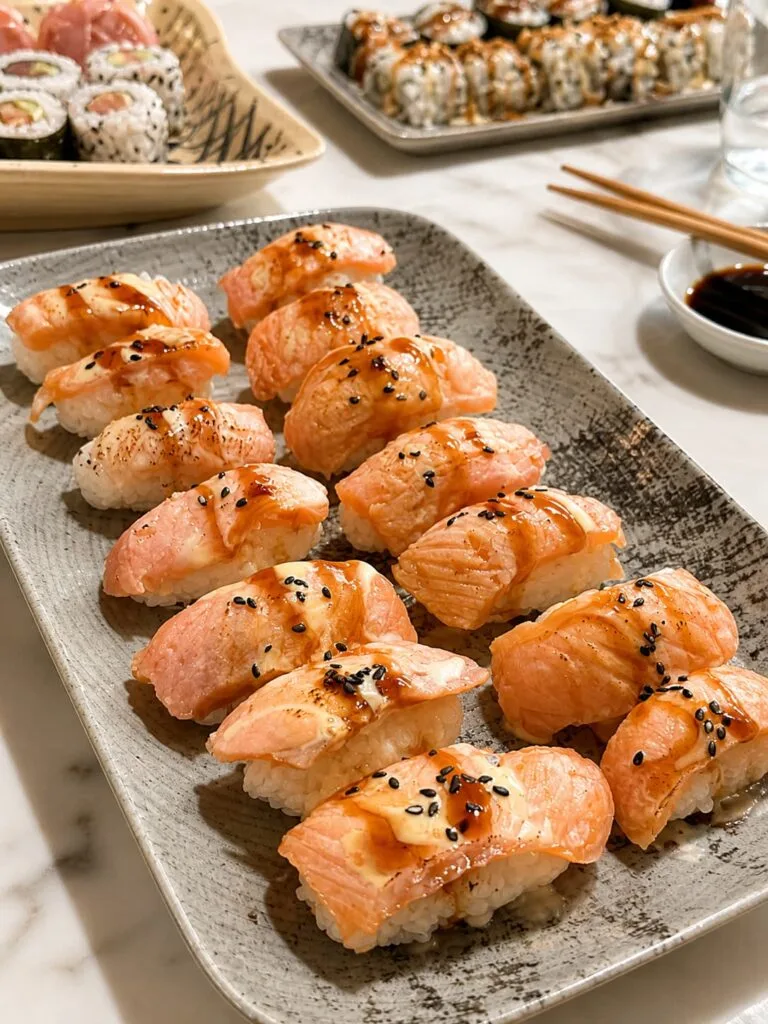 Nigiris de salmón